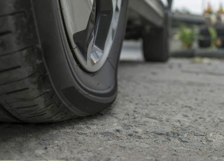 Những lưu ý khi lắp cảm biến áp suất lốp để bảo vệ xe