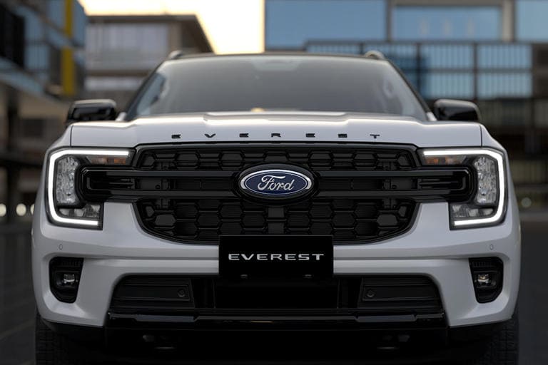 Cận cảnh xe Ford Everest Sport phiên bản đặc biệt vừa ra mắt