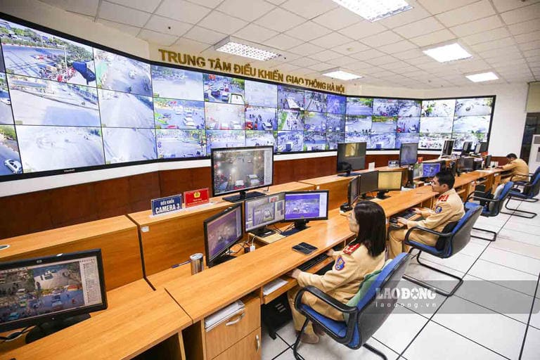 CSGT Hà Nội đang vận hành hơn 600 cụm camera giám sát.