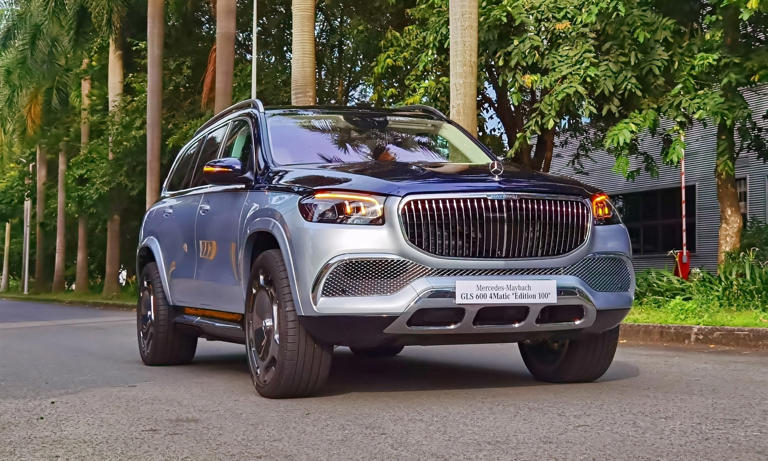 Mẫu Maybach GLS bản đặc biệt nhập Mỹ tại một đại lý Mercedes ở Bình Dương. Ảnh: Vĩnh Nam