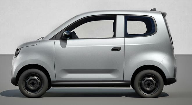 Lộ nội thất VinFast Minio Green 269 triệu đồng: Phanh tay cơ, cần số sau vô lăng, không màn giải trí