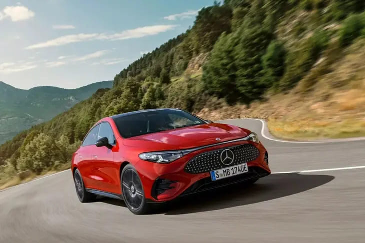 CLA là cái tên duy nhất thuộc diện không phải SUV mà người dùng Mercedes-Benz có thể tìm thấy ở phân khúc cỡ nhỏ - Ảnh: Mercedes-Benz