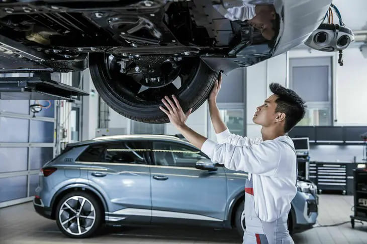 Ngành ô tô Đức đối mặt thách thức từ xe điện và Trung Quốc