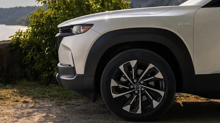 Mazda CX-5 đã được xác nhận lấy bản hybrid làm chủ lực, tuy nhiên bản này sẽ không ra mắt ngay cùng thế hệ mới mà chào sân sau - Ảnh: Mazda
