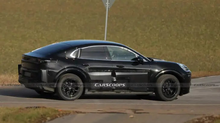 Mẫu SUV mới thế chân Porsche Macan ở phân khúc SUV chạy động cơ đốt trong cỡ trung - Ảnh: Carscoops