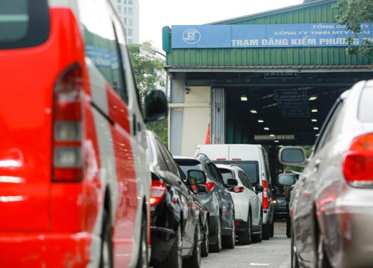 Phí đăng kiểm và chu kỳ kiểm định xe ô tô mới nhất năm 2025