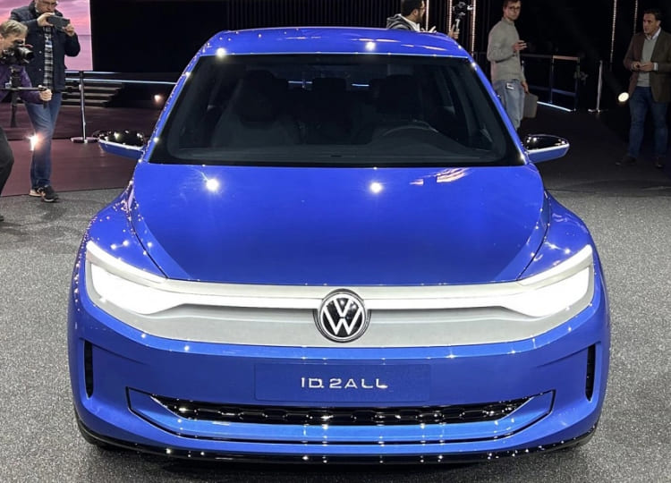 Sau Toyota, Volkswagen cũng đổi tên xe điện