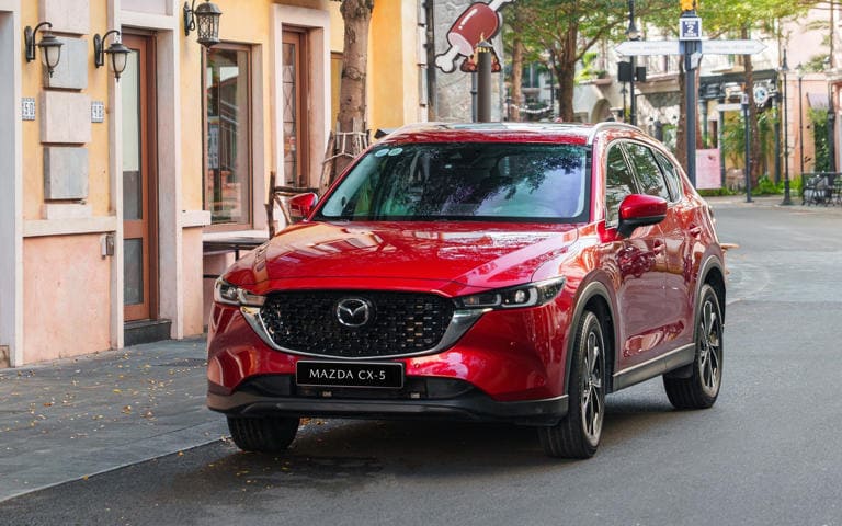 Tin tức giá xe: Hàng loạt SUV cỡ C giảm giá mạnh, có mẫu rẻ hơn cả xe cỡ B