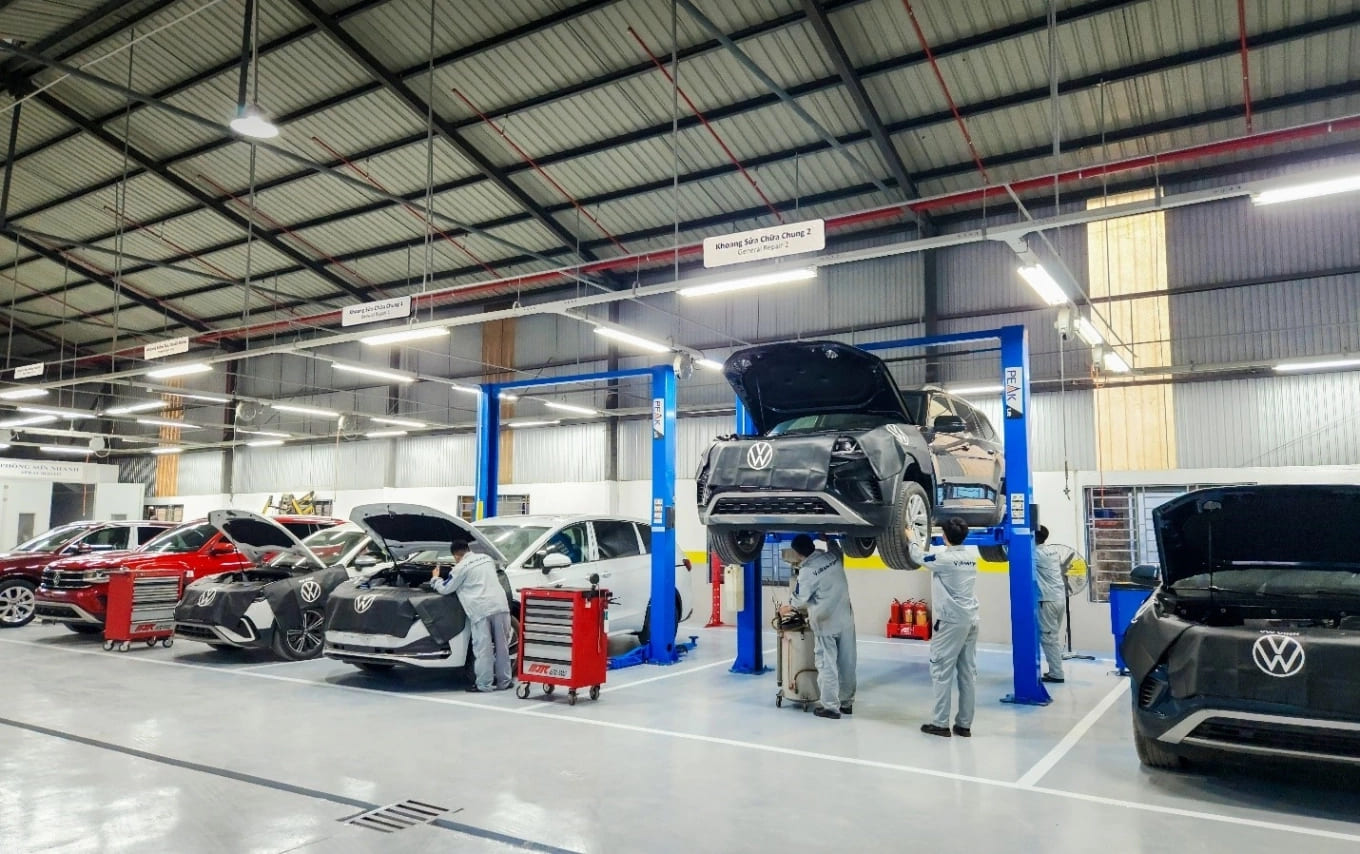 Khu vực trưng bày các dòng xe Volkswagen. Ảnh: VW