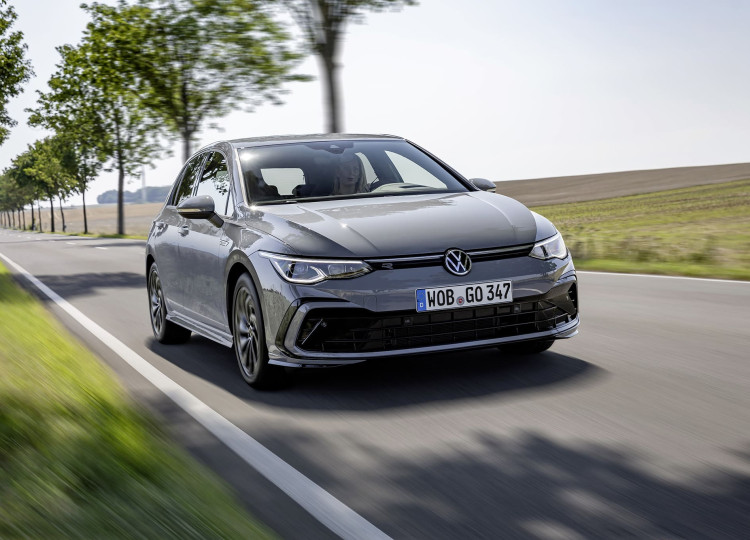 Giá xe Volkswagen Golf 1.5 eTSI R-Line Mild Hybrid - Thông số kỹ thuật các phiên bản