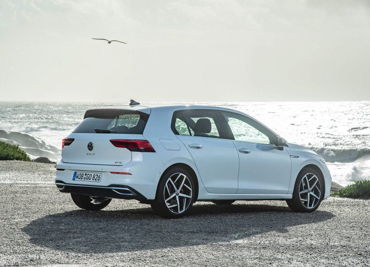 Giá xe Volkswagen Golf 1.5 eTSI Style Mild Hybrid - Thông số kỹ thuật các phiên bản