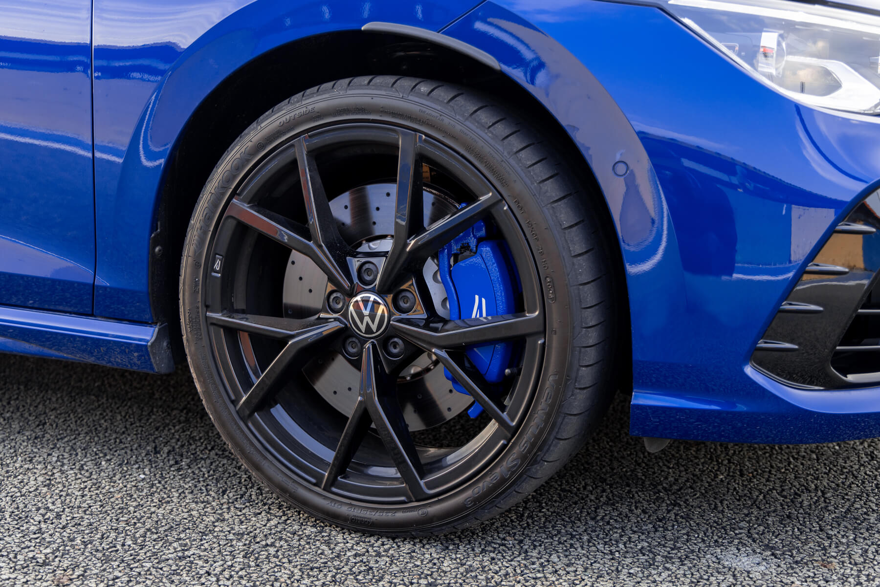 Golf R Performance 4Motion - Đỉnh cao biểu tưởng hãng xe Volkswagen