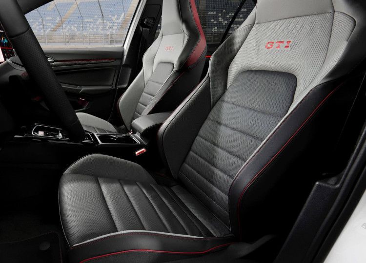 Giá xe Volkswagen Golf GTI Performance 2.0 - Thông số kỹ thuật các phiên bản