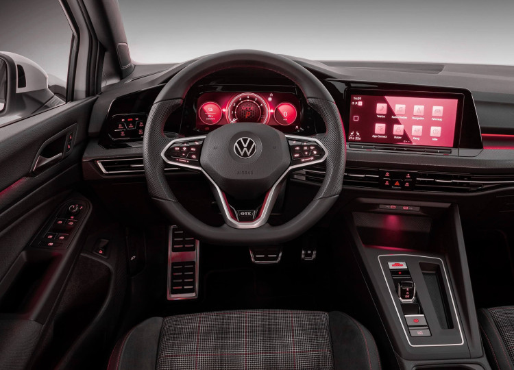 Giá xe Volkswagen Golf GTI Performance 2.0 - Thông số kỹ thuật các phiên bản