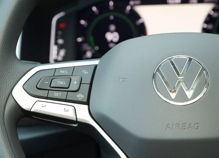 Volkswagen Teramont Base SUV 2.0 Turbo Hộp số tự động 8 cấp 4Motion