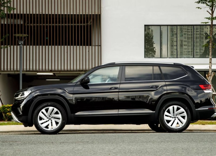 Volkswagen Teramont Base SUV 2.0 Turbo Hộp số tự động 8 cấp 4Motion