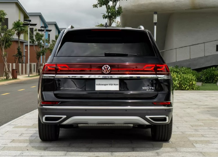 Volkswagen Teramont President SUV 2.0 TSI Turbo Hộp số tự động ly hợp kép DSG 7 cấp 4motion