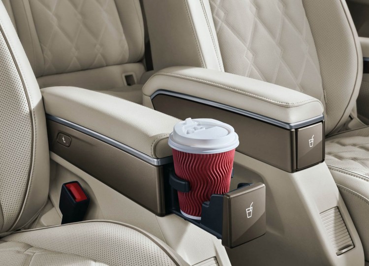 Giá xe Volkswagen Viloran Premium MPV 2.0L TSI - hộp số ly hợp kép DSG 7 cấp
